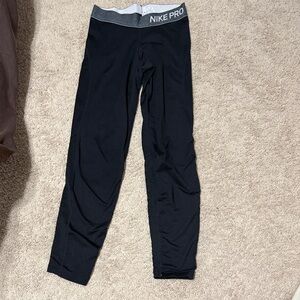 Nike Pro Kids Leggings in Black and Gray
